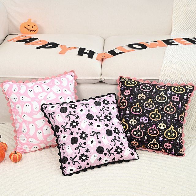 BUYNOW Halloween Kissenbezug mit Schleife und Spitze in Rosa, 45,7 x 45,7 cm - Bild 1