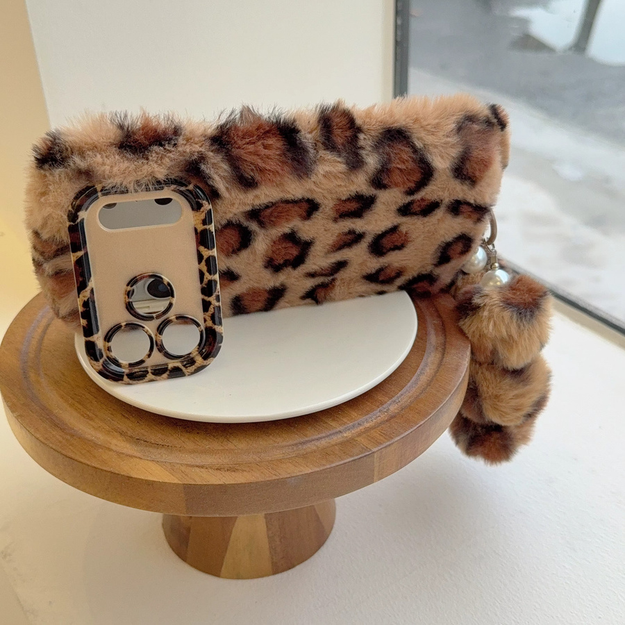 Flauschige iPhone Handyhülle im Leoparden-Design mit weichem Fell und Handgelenk-Kette, kompatibel mit Apple iPhone Air 11 bis 17 Pro Max, braun/multicolour - Bild 4