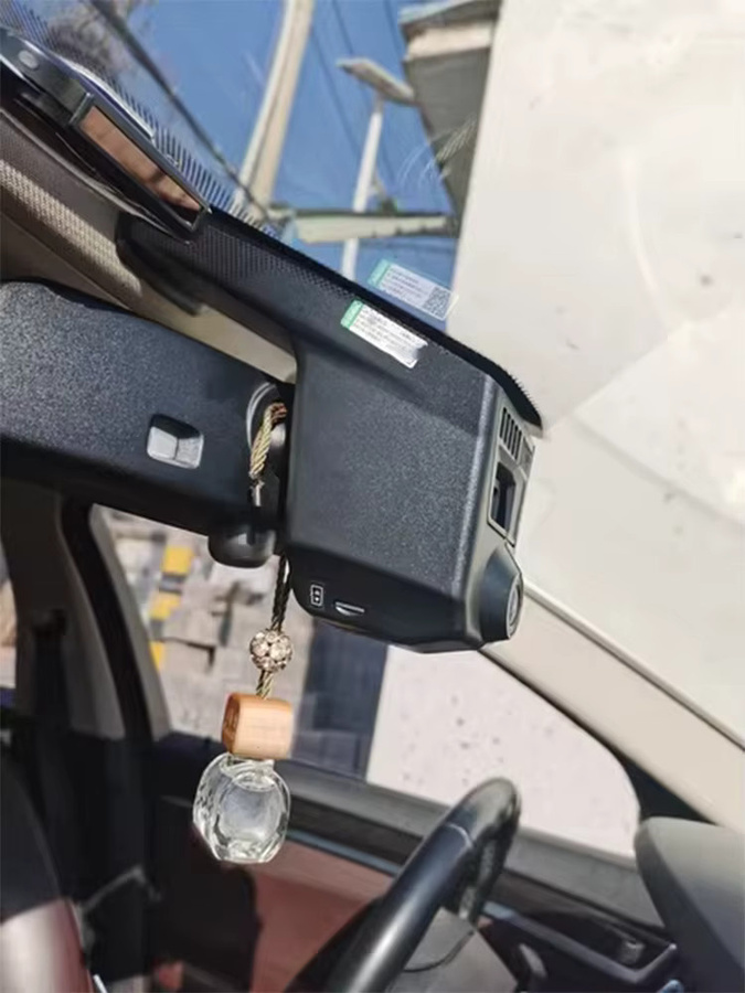 HighCam 4K UHD Dashcam mit WLAN für BMW 7er Serie F01 F02, X3 F25, X4 F26, X5 F15, X6 F16, F85, F86 M, Set mit Vorder- und Rückkamera, Schwarz - Bild 5