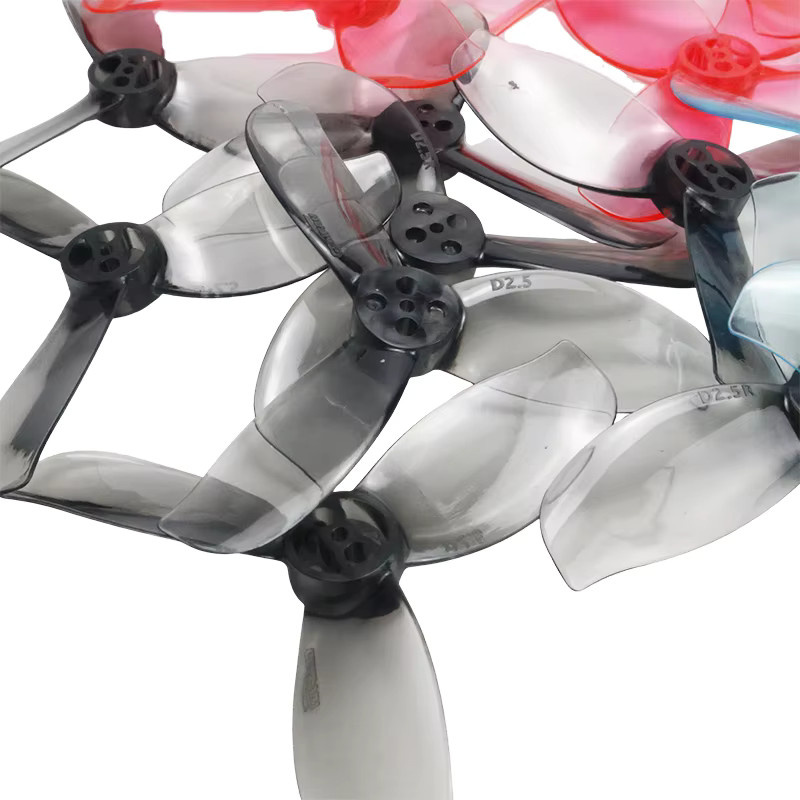 Gemfan D2.5 3-Blatt 2,5-Zoll FPV Propeller Set in Pink, 8 Stück (4CW+4CCW), 1,5mm Loch für 1404 Motoren und FPV Drohnen wie SpeedyBee BEE25 mit DJI O4 Air Unit - Bild 2