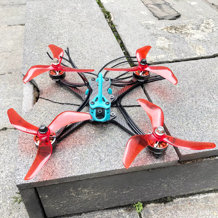 YSIDO 3-Blatt-Propeller für RC FPV Freestyle 5 Zoll Drohnen, 2 Paar, Lila, Rot - Bild 3