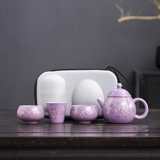 Exklusives Porzellan Teeservice Set in Lila mit floralem Design und Ofenfestigkeit - Bild 1