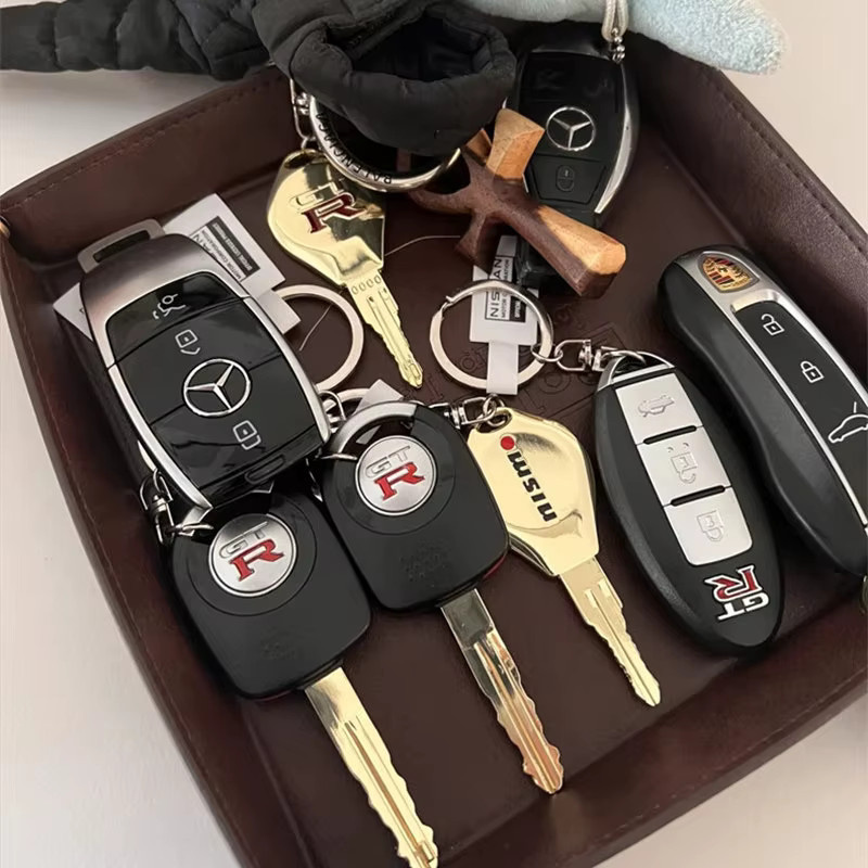 Bandai Namco Nissan GT-R Sammler-Schlüsselanhänger, Taschenanhänger - Bild 4