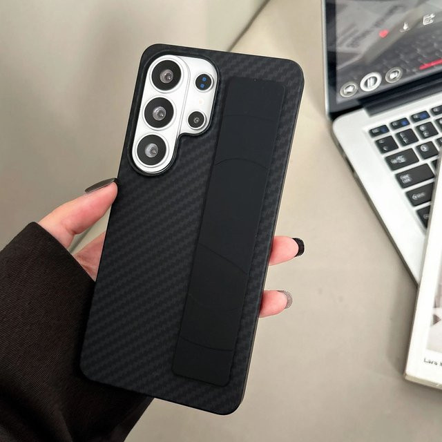 Luxuriöse Silikon-Handyhülle mit Armband und Carbonfaser-Textur für Samsung S26 S25 S24 S23 Ultra Plus, Farbe: Schwarz - Bild 1