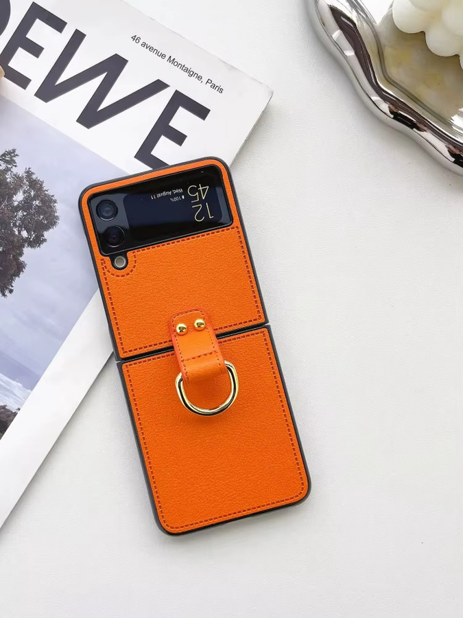 Leder-Handyhülle mit Ringhalter für Samsung Galaxy Z Flip 7, Z Flip 6, Z Flip 5 und Z Flip 4 in Grau mit Anti-Fall Schutz und matter Oberfläche - Bild 4