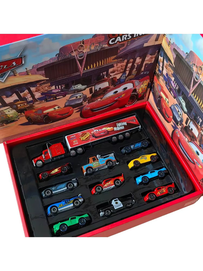 Disney Pixar Cars, Lightning McQueen & Jackson Onkel Truck, Metall-Druckguss, 12-teiliges Set - Bild 6