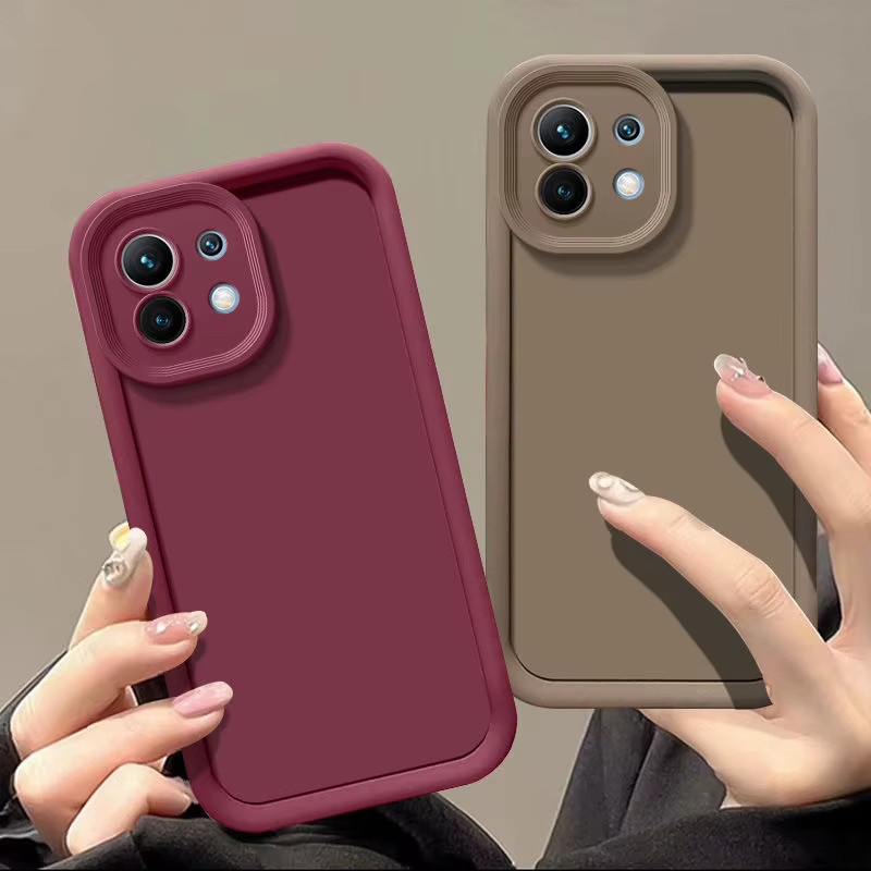 Stoßfeste Schutzhülle mit Kamera-Schutz für Xiaomi Mi 11 Lite und Xiaomi 11 Lite 5G NE in Schwarz mit matter Rückseite - Bild 2