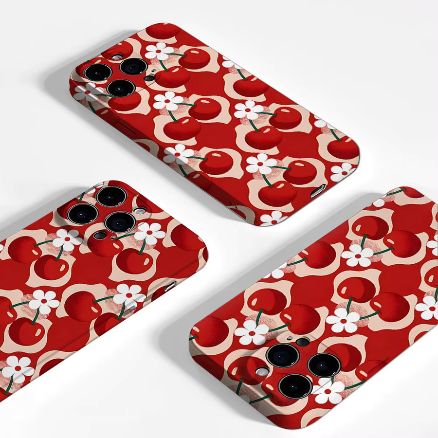 Aurea Case Matte Bumper MagSafe kompatible iPhone Hülle mit rotem Kirschblüten-Design - Bild 3