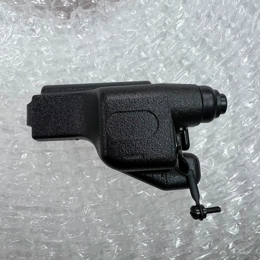 Audio-Adapter für Motorola Funkgeräte XTS-5000 XTS-3500 XTS-3000 MTS2000 HT-1000 MTX838 MTX8000 BDN6676 BDN6676D mit 3,5-mm-Klinkenstecker in Schwarz - Bild 1