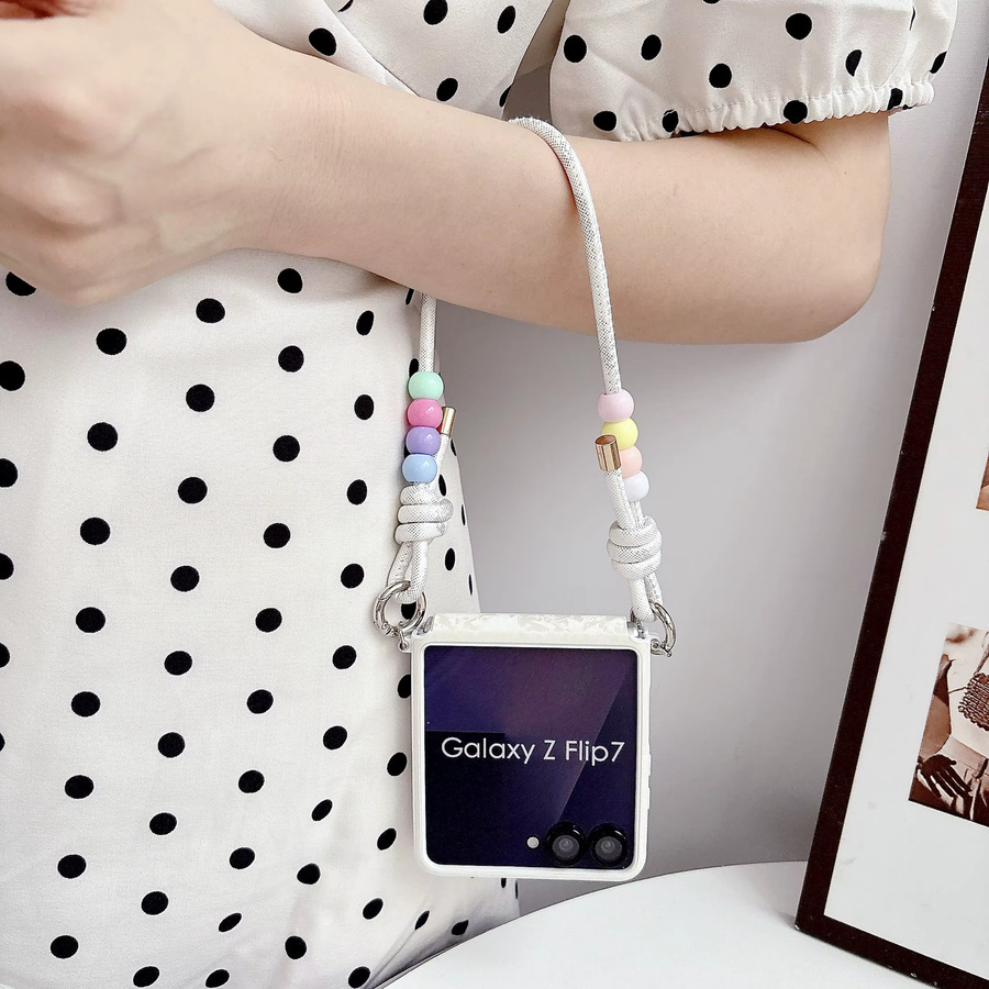Samsung Galaxy Z Flip 6 5G Handyhülle mit MagSafe Magnet, Scharnierschutz und Handgelenkschlaufe in Blau (Dopamin-Farbpalette) - Bild 4