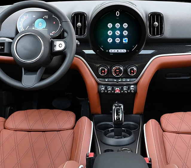 YANFU Android 14 Auto Radio mit 11,7 Zoll 2K HD Bildschirm für BMW und Mini (2017-2023) mit CarPlay, GPS Navigation und Multimedia Player in Schwarz - Bild 1