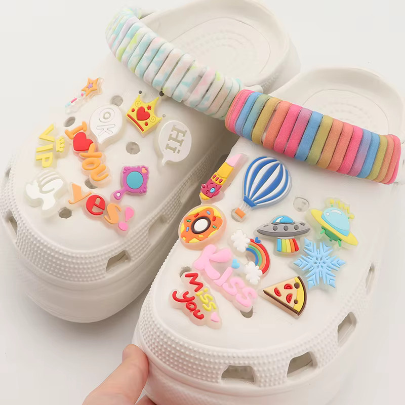 Schuh Charms Set, Buchstaben, Regenbogen, Essen, Unisex - Bild 2