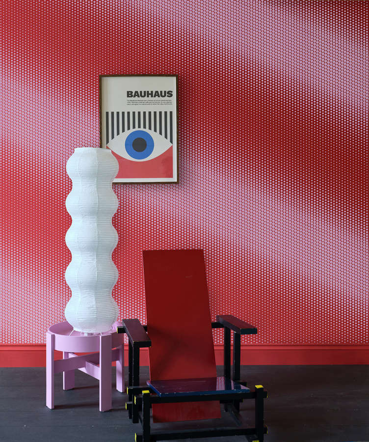 Farrow & Ball Tapete Dot in Romesco/Shallot mit abstraktem Punktmuster in Rot - Bild 1