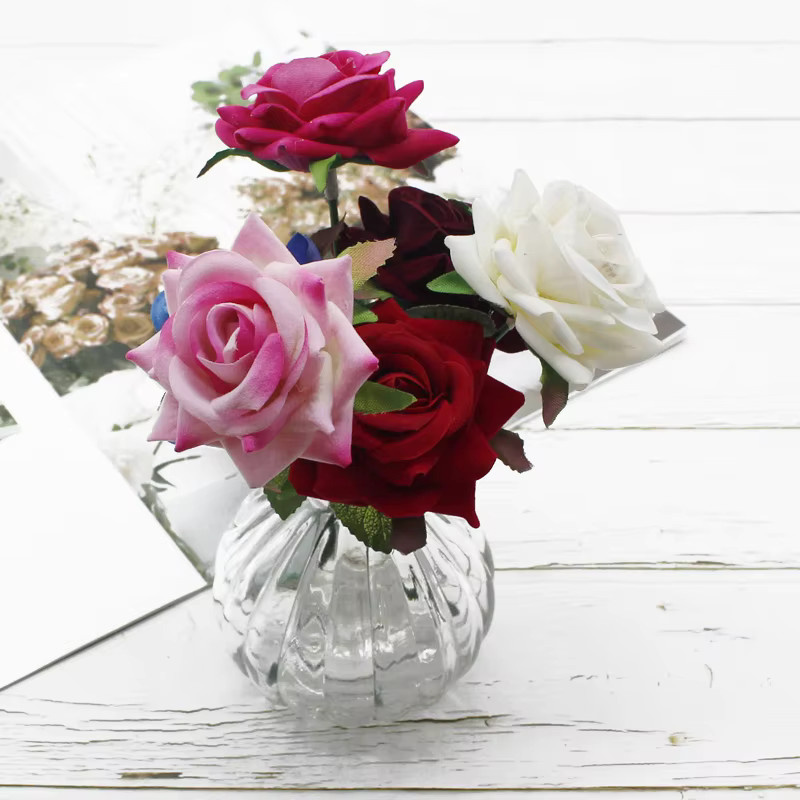XIAOYINMO Künstliche Rosen in Mehrfarbig für Hochzeit, Valentinstag und DIY-Dekoration aus Textil - Bild 3