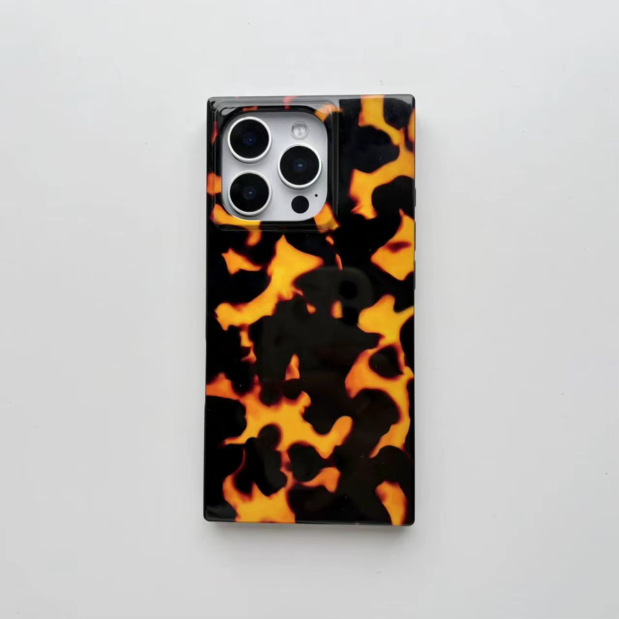 Glänzende iPhone Schutzhülle mit gelbem Flammenmuster und bernsteinfarbenem Hawksbill Design für iPhone 13, 14, 15, 16 und 17 Pro Max - Bild 5