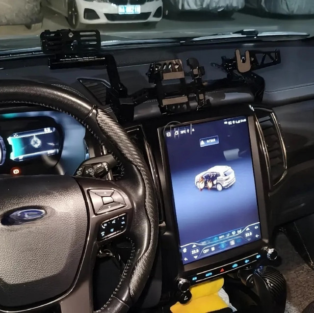 YANFU Android 14 Autoradio für Ford Ranger Everest 2016-2021 mit 12,1 Zoll Touchscreen, kabelloses Bluetooth und CarPlay, Schwarz - Bild 1