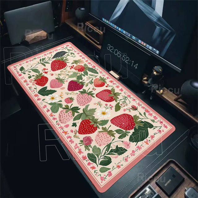 Riccu Schreibtischunterlage mit Blumen-Erdbeer-Design in Rot und Multicolour, rutschfestes Mauspad und Tastaturmatte aus Gummi - Bild 1
