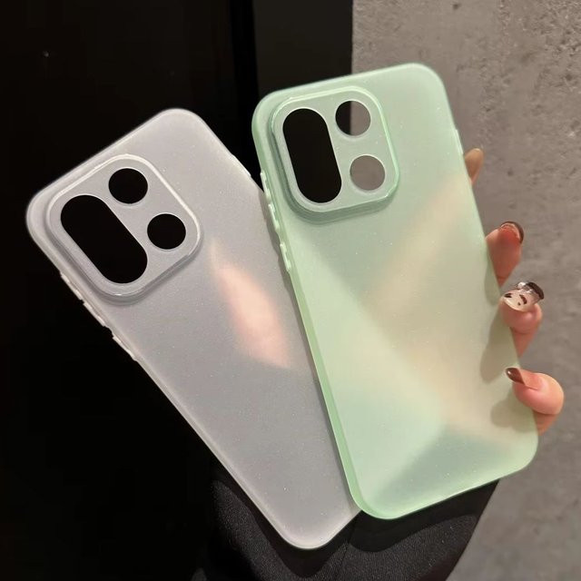 Stoßfeste TPU-Silikon-Handyhülle für OnePlus 15, 13R und ACE 5 in Transparent und Schwarz, mattiert und ultradünn - Bild 1