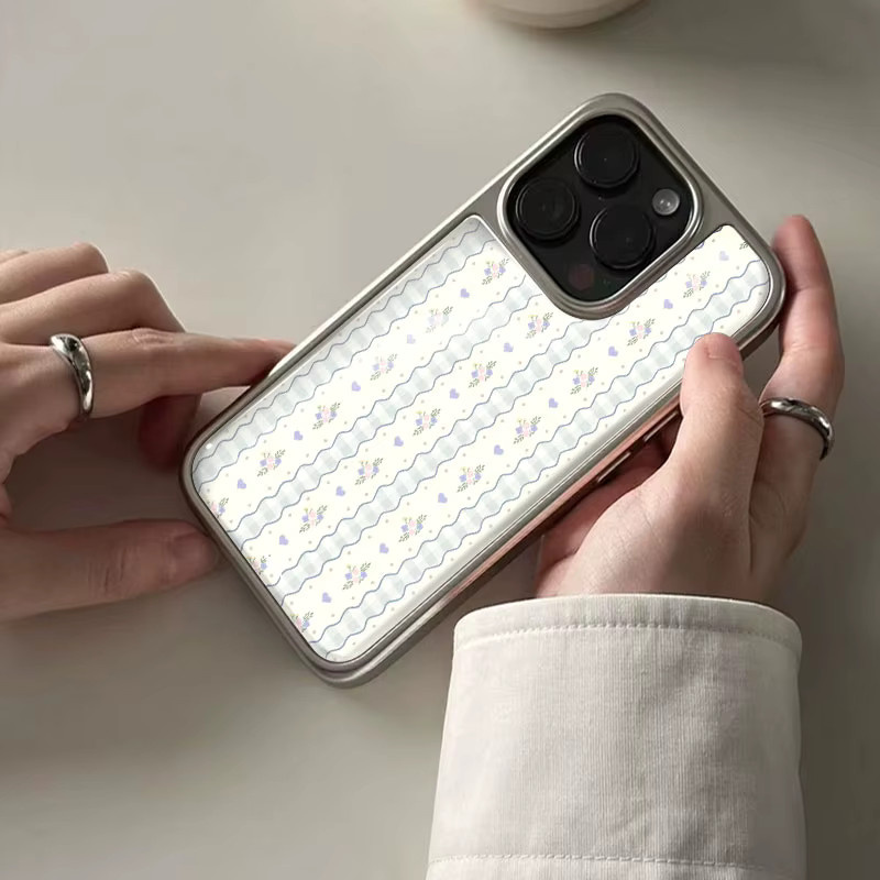 DecoPhone Handyhülle mit fragmentierten Blütenknospen im Palaststil für iPhone 11 bis 17 Pro Max, AIR PLUS Epoxidharz und TPU, Schwarz/Mehrfarbig - Bild 4