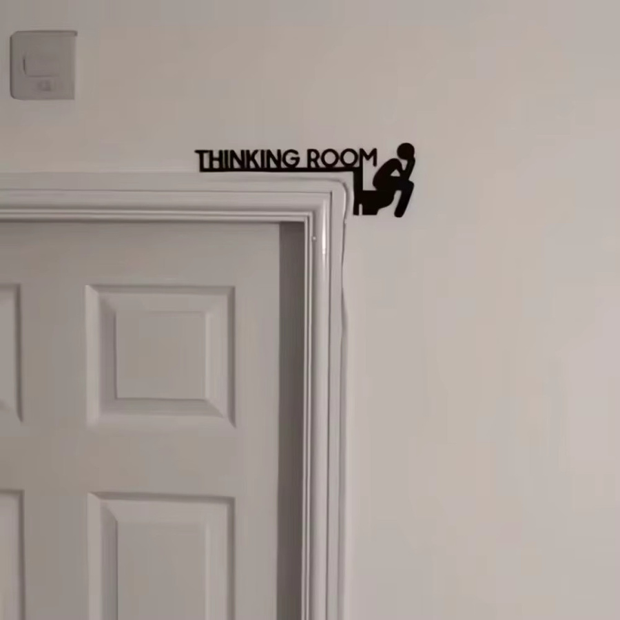 Modernes Toilettentürschild aus Metall von HELLOYOUNG in Schwarz als dekorative Wandskulptur - Bild 1