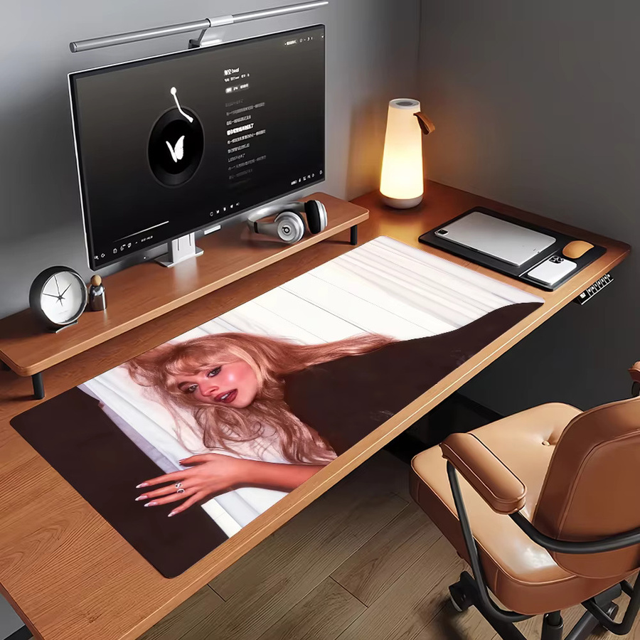 Singer S-Sabrina C-Carpenter Mauspad in Multicolour, rutschfeste Gamer-Schreibtischunterlage für Laptop und Büro - Bild 2