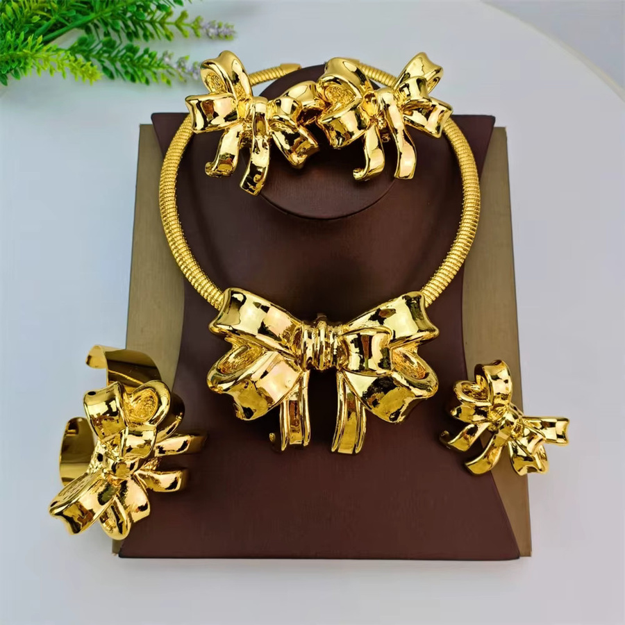 Emma Schmuck-Set Halskette, Ohrringe, Gold, Damen - Bild 2