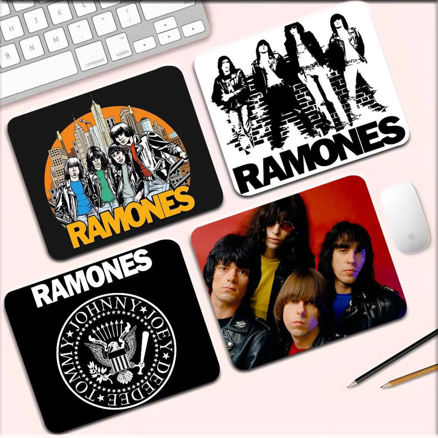 Mesuca Mauspad Rock Band Ramones Design in Multicolour, rutschfestes Schreibtischpad für Laptop und Tastatur - Bild 2