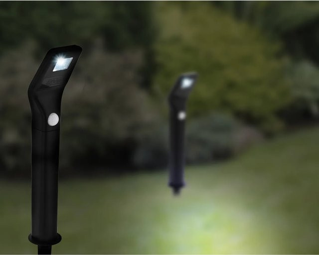 Eglo LED-Solar-Wegeleuchten im 2er Set mit Bewegungssensor in Schwarz und warmweißem Licht - Bild 1
