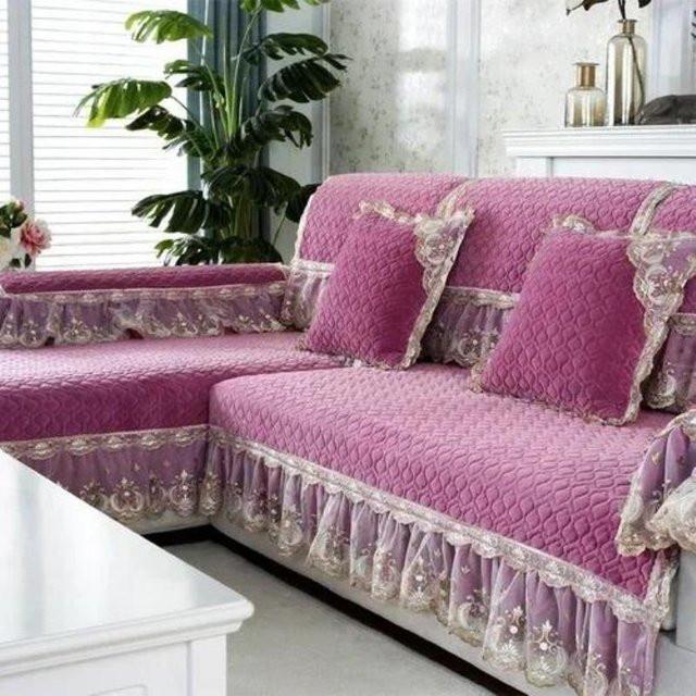 Rutschfester Sofabezug im europäischen Stil mit Spitze und Kurzplüsch in Pink, B/T/H: 60 x 70 x 15 cm - Bild 1