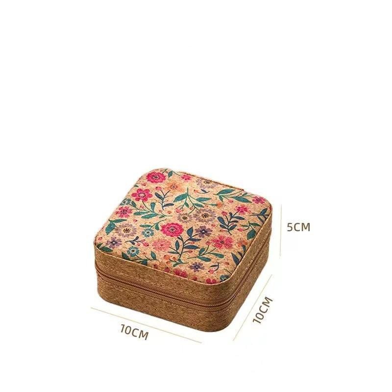 XYNN Schmuck Organizer Box aus Kork im Vintage-Design mit floralem Muster für Ohrringe und Halsketten - Bild 3