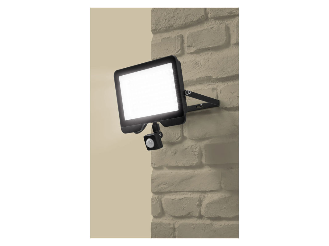 LIVARNO LED-Außenstrahler aus Aluminium mit Bewegungssensor und IP44 Schutzart - Bild 2