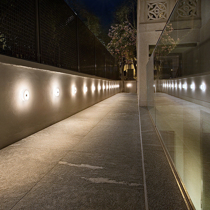 Flos Mini Button Wandleuchte aus Glas in Transparent mit austauschbarem G9 Halogen Leuchtmittel - Bild 2