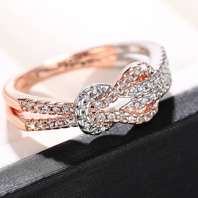 Huitan Knot Design Ring, Bicolor, Zirkonia, Damen - Bild 1