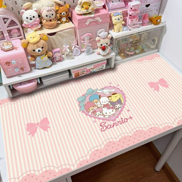 Sanrio Schreibtischunterlage Kitty Herz Design in Pink, wasserdichte Matte für Schüler - Bild 1