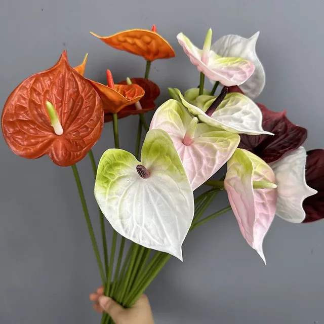 10 Stück künstliche Anthurium Blumen von LINANUO in Weiß und Multicolour aus PU für Hochzeitsdekoration und Heimdekoration - Bild 1