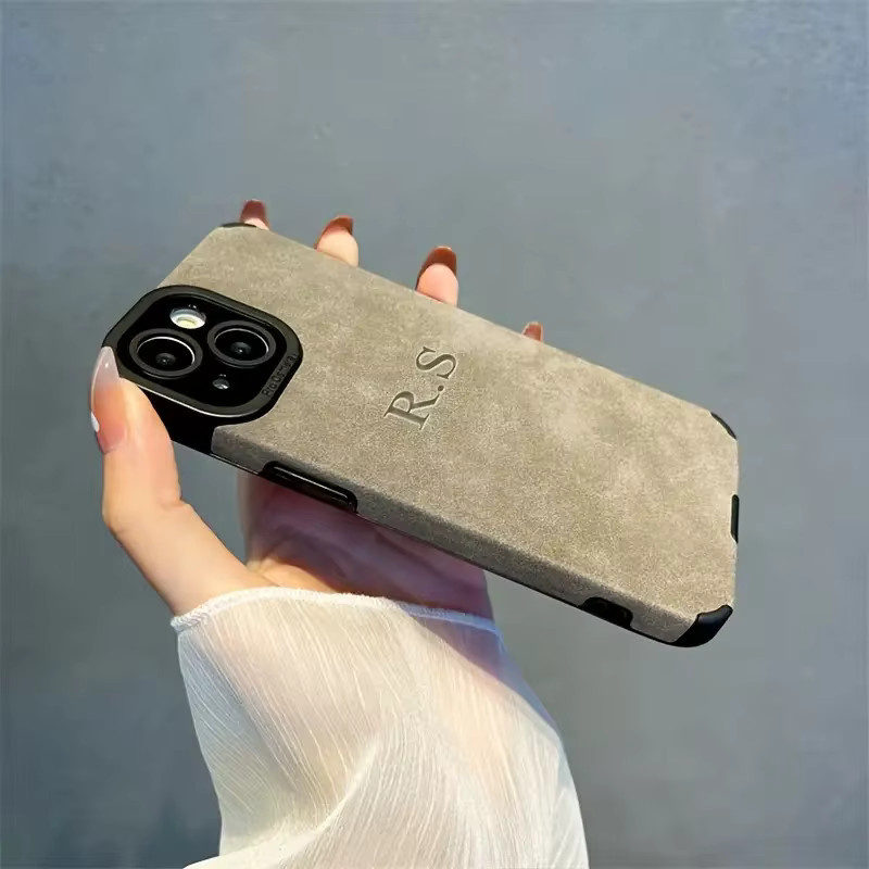 Personalisierte Lammleder-Schutzhülle von YLUOYI für iPhone 16, 15, 14, 13, 12 Pro Max in Schwarz oder Grau - Bild 3
