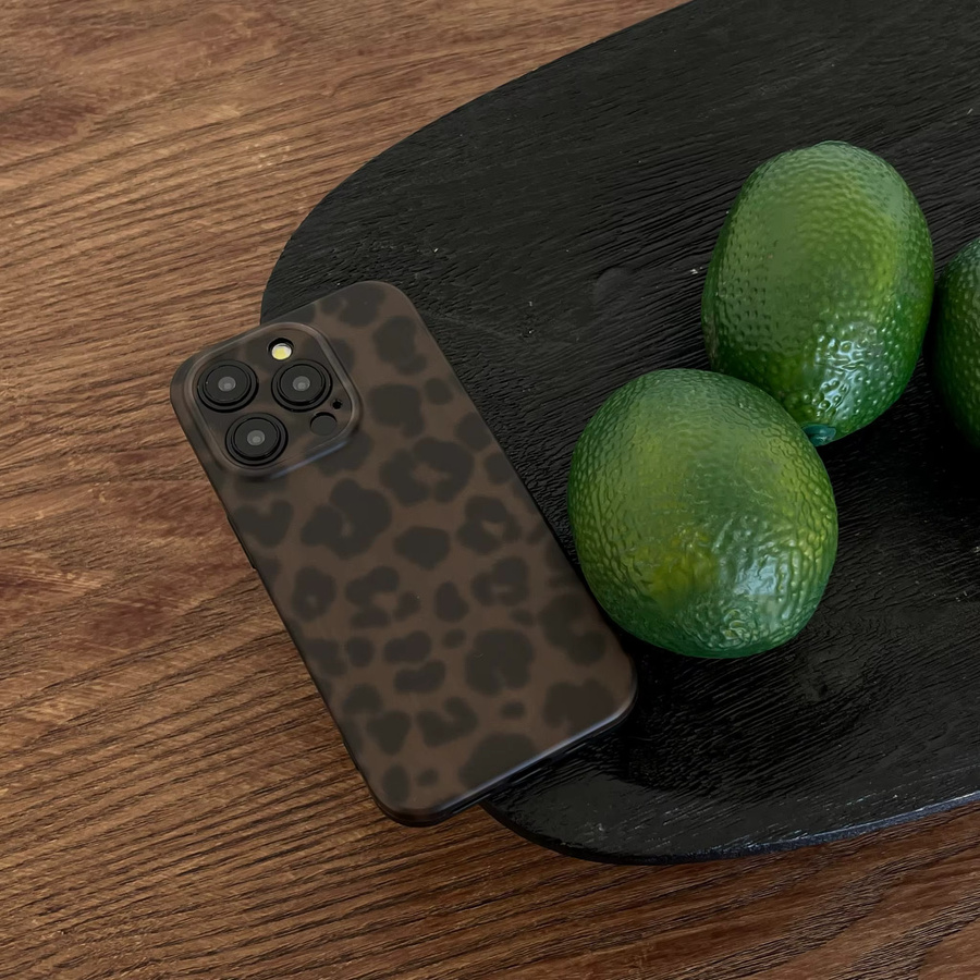 Matte Handyhülle mit Leopardenmuster in Olivgrün und Schwarz für iPhone 17, 16, 15, 14, 13, 12, 11 Pro Max Plus und 17 Air - Bild 4