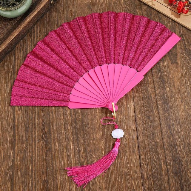 Chinesischer Vintage Faltfächer in Pink mit Goldstaub-Design aus Kunststoff für Tanzaufführungen und Dekoration - Bild 1