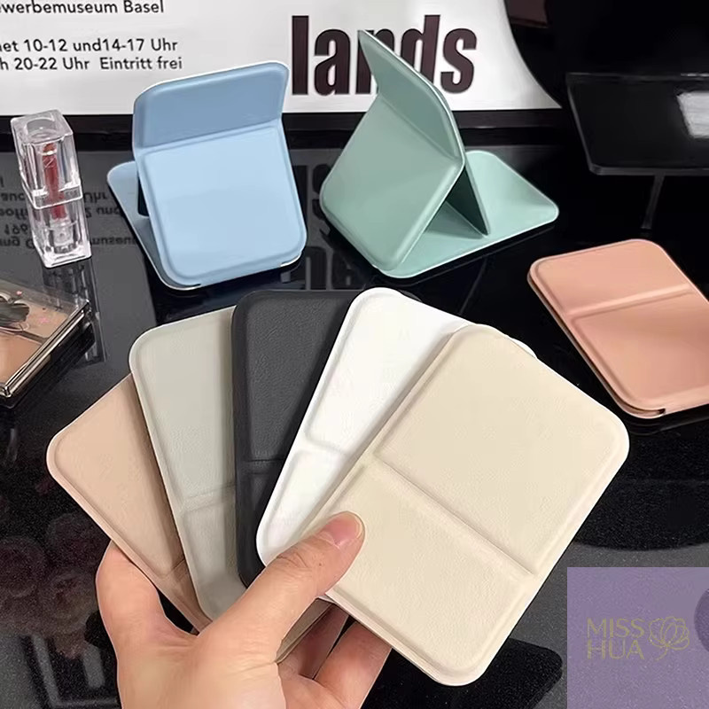 YY Faltbarer Mini Make-up-Spiegel aus PU-Leder in Weiß für den Desktop - Bild 2
