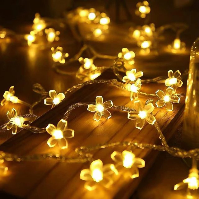Peach Forest Kirschblüten Lichterkette mit warmweißen LEDs, wasserdicht und batteriebetrieben für Dekorationen wie Hochzeiten oder Partys - Bild 1