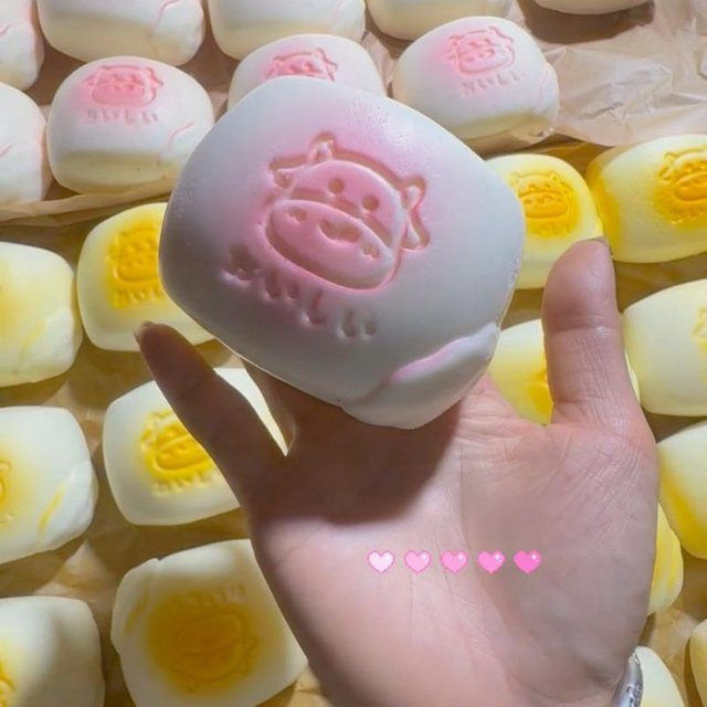 Squishy Simulierte Milchbrot-Spielzeug, rosa - Bild 1