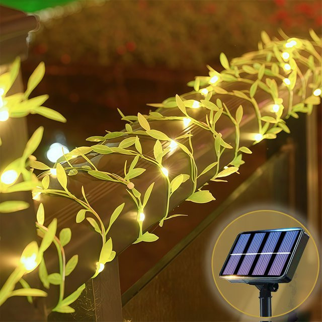 Solarbetriebene LED-Efeu-Lichterkette von OKAL RED EAST in Grün mit warmweißem Licht für Garten und Balkon - Bild 1
