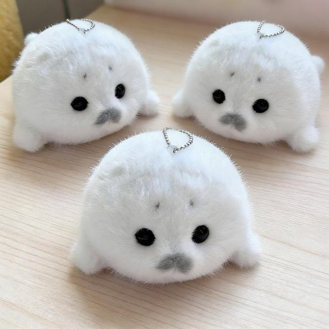 Linyi toy Schlüsselanhänger Seehundbaby-Puppe, White gray - Bild 1