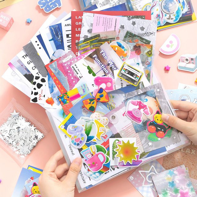 94-teiliges DIY-Scrapbooking Set mit Materialpapier und Aufklebern in Multicolour - Bild 1