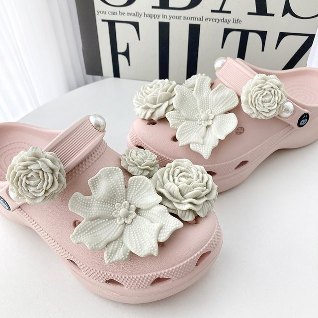 3D-Kamelienblüten-Charms, 14 Stück - Bild 1
