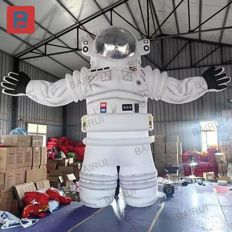 Aufblasbarer Astronaut mit Gebläse in Grün und Weiß als dekorative Requisite für draußen - Bild 1