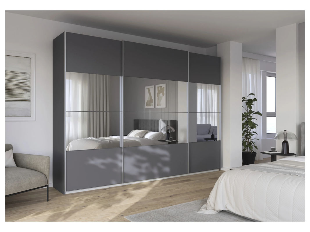RAUCH Quadra Schwebetürenschrank Orange mit Spiegelelementen und integrierten Schubladen, Korpus Graumetallic, B/H/T: 315 x 230 x 62 cm - Bild 2