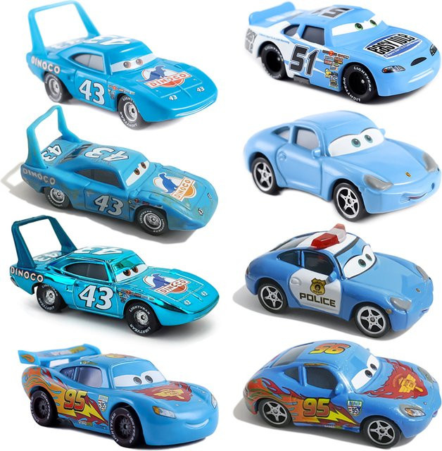 TAKARA TOMY Disney Pixar Cars 3 Sally Battle-Damaged Cars King Nr. 43, Modellautos, 1:55, Metall-Druckguss-Spielzeug - Bild 1