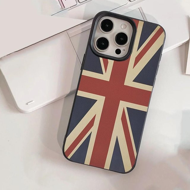 Minimalistische iPhone Handyhülle aus Leder mit Union-Print-Muster in Multicolour, stoßfest und im Y2K-Stil für iPhone 11 bis iPhone 17 Pro Max Plus - Bild 1