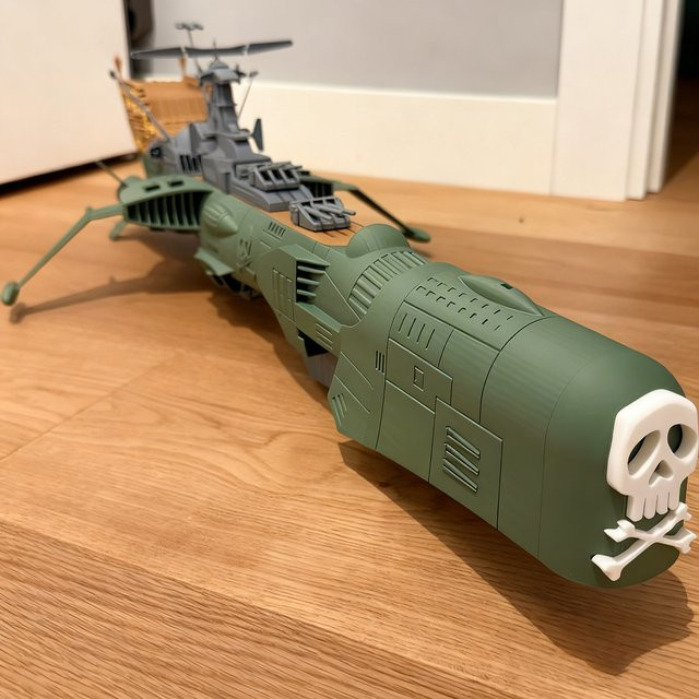 AT 99 MODEL Arcadia Space Piratenschiff, Modellbausatz, 70 cm - Bild 1